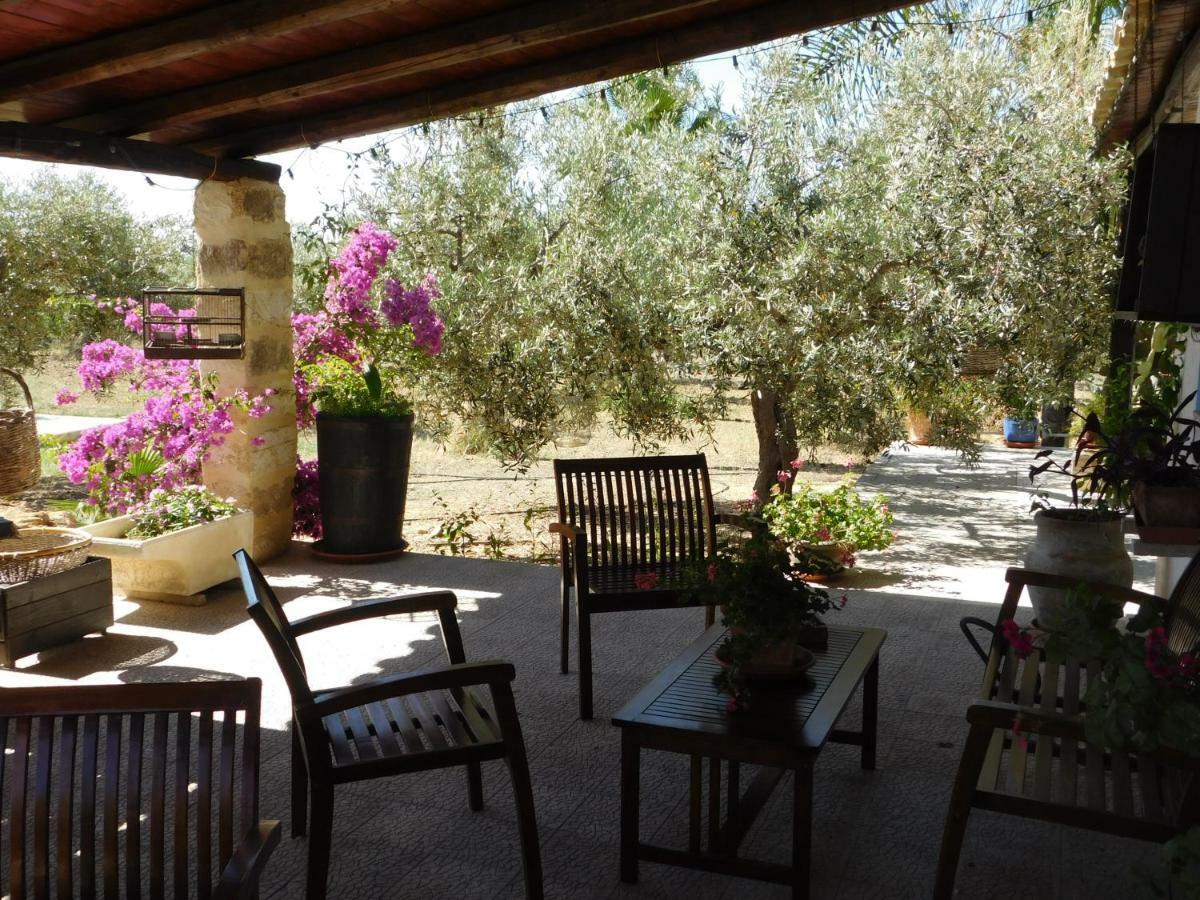 Agriturismo Case Sgaraglino マリネッラ エクステリア 写真